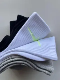 未使用 Nike 靴下　ソックス　3足セット　約22～24cm