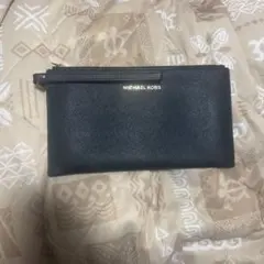 MICHAEL KORS クラッチバッグ ブラック（財布や通帳入れにも使えます）