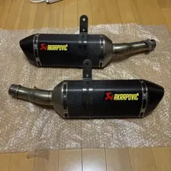 アクラポビッチ メガホン ペア チタニウム レーシング Z1000 - メルカリ