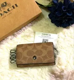 COACH ブラウンレザーキーケース