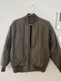 オリーブ キルティングボンバージャケット