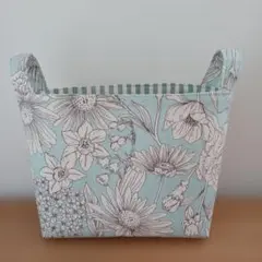 フラワー柄　布バスケット　ハンドメイド