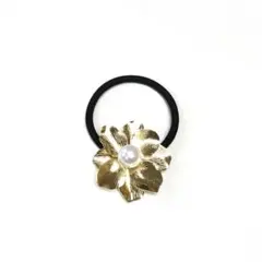 エレガントな金色花モチーフヘアゴム