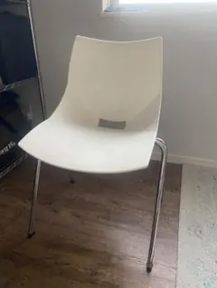 イタリア製　シンプルモダン KOSKA コスカチェア4脚セット　　ホワイト
