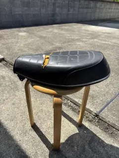 値下 初期型シャリー70 純正シート - メルカリ