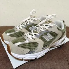 Item thumbnail for item b3a3d525-2e17-4eae-a44a-98d43266b810