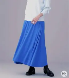 ナノユニバース　青　サテン　フレアスカート