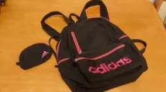 adidas リュック(ブラック ピンク) ミニポーチ付き