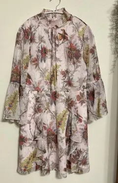 Item thumbnail for item b8507eb3-fa78-415d-a2d8-ba6246b28e9c