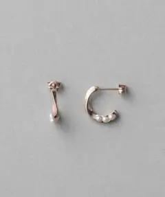 ete パール ツイスト フープピアス