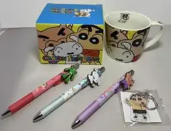 まとめ　クレヨンしんちゃん　マグカップ　ボールペン　キーホルダー　グッズセット