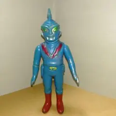 無版権 流星人間ゾーン風 パチソフビ - メルカリ