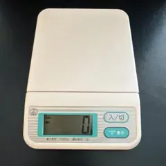 キッチンスケール　デジタルのサムネイル