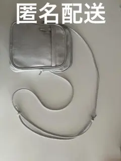 ニコアンド　ショルダーバッグ　サコッシュ　スマホポシェット　シルバー