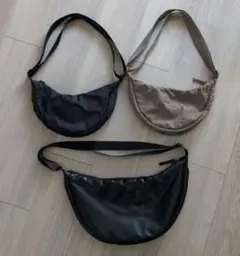 ユニクロ　ラウンドショルダーバッグ　３個