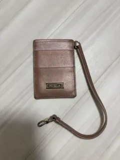 FURLA　フルラ　パスケース　定期入れ