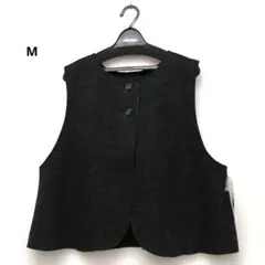 ひ*な様 黒の圧縮ウールベスト ボタン付き368