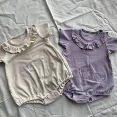 双子 フリル付きロンパース（クリーム・紫）