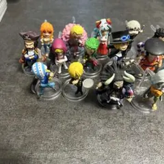 ワンピース　フィギュア　ワンピの実　ガチャ