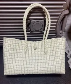 mekearisa バック tali メタリックシルバー mekearisa バック tali メタリックシルバー - メルカリ