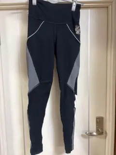 正規品　STRONG フィットネス用レギンス 黒/グレー　XS