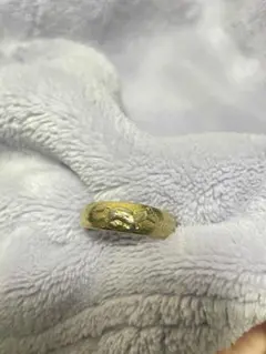 ゴールドカラー リング デザインリング ヴィンテージ風