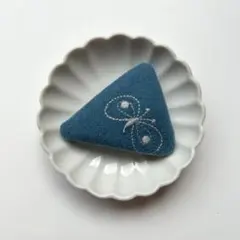 Item thumbnail for item 25ccb1d5-d851-4ebc-88b7-58811aee1cd3