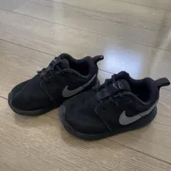 Nike ブラック スニーカー
