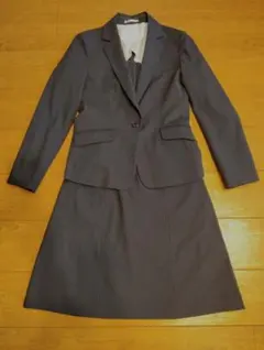 大学入学式に！コナカ　earthコラボ スーツ3点セット♡