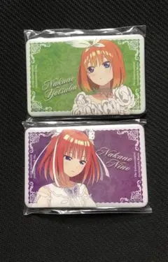 貴重　五等分の花嫁　中野四葉　中野ニ乃　缶バッジ　スクエア缶バッジ　よつば　にの