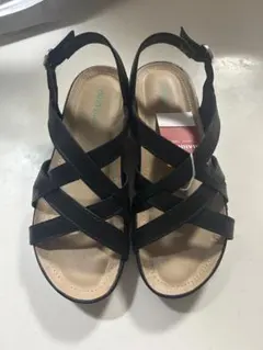 （新品）ブラック クロスストラップ サンダル Mのサムネイル