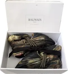 BALMAIN UNICORN 40サイズ 未使用 箱付きのサムネイル