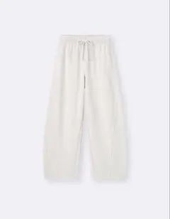 【新品未使用】GU スウェットバレルレッグパンツ