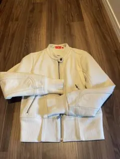 Item thumbnail for item 4535f327-b83b-49a3-90e0-83f7fa2d7e92