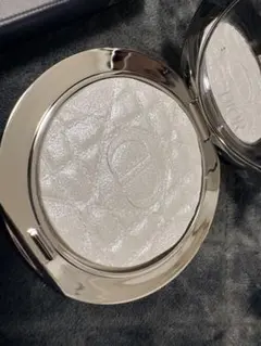 ディオール スキンフォーエバー グロウルミナイザー 06 オパール シークイン