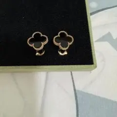 Van Cleef & Arpels ヴィンテージ アルハンブラ ピアス