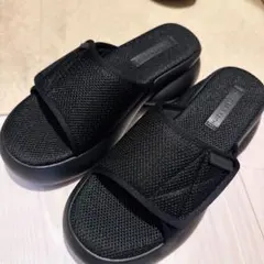 CHARLES & KEITH メッシュ サンダル ブラック 24.5cmのサムネイル