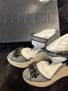 ANNA SUI サンダル 厚底 ウェッジソール　ビジュー　新品未使用のサムネイル