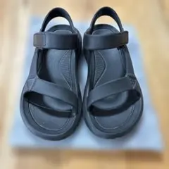 Teva サンダル ブラック キッズ　軽量　22cmくらい