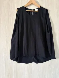 Tiara ティアラ　黒ノースリーブカットソー　メルローズ