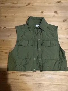 H&M オリーブグリーン キルティングベスト XS