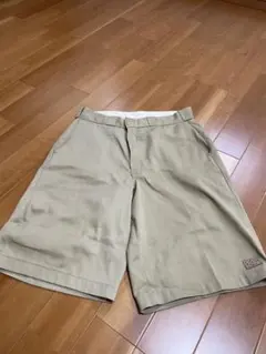 Dickies ベージュ ショートパンツ　34