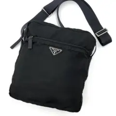 極美品 プラダ ショルダーバッグ 斜め掛け 三角ロゴ テスートナイロン ネロ
