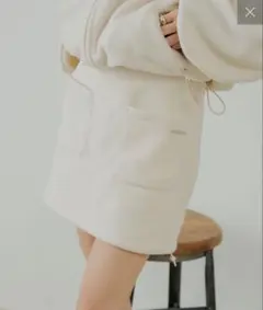 【未使用 多少汚れあり】Chico フリース台形ミニスカート　ホワイト
