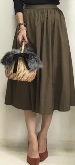 UNIQLO ハイウエストコットンボリュームスカート（ネイビー）Sサイズ 未使用