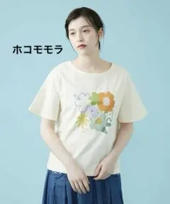 ホコモモラ Pop刺繍アップリケTシャツ 花柄 コットン 綿 半袖 夏 イトキンのサムネイル
