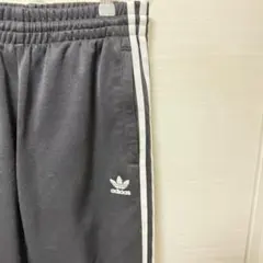 adidas Originals トラックパンツ 黒　アディパンのサムネイル