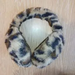 ヒョウ柄ファー耳あて