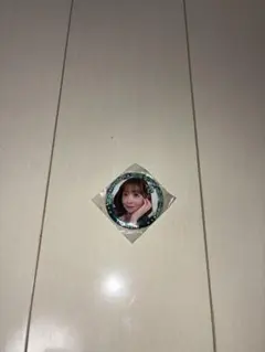 フルーツジッパー　缶バッジ　櫻井優衣