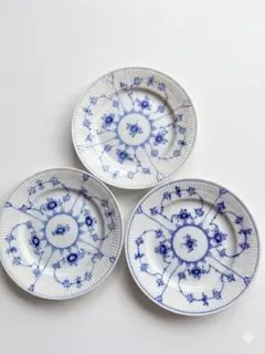 Royal Copenhagen 青い花柄の皿 3枚セット17cm　 中古